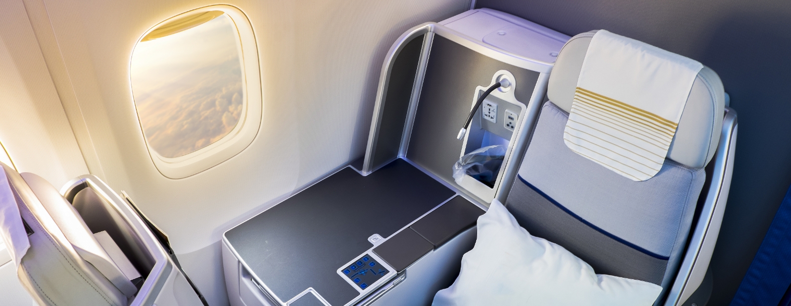 american-airlines-flagship-suites-sale